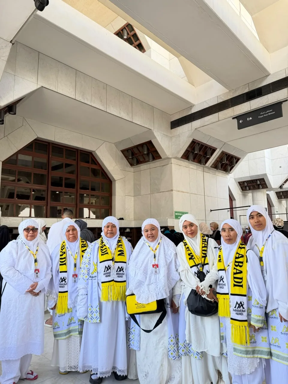 Jemaah Marhumi Abadi dalam perjalanan
